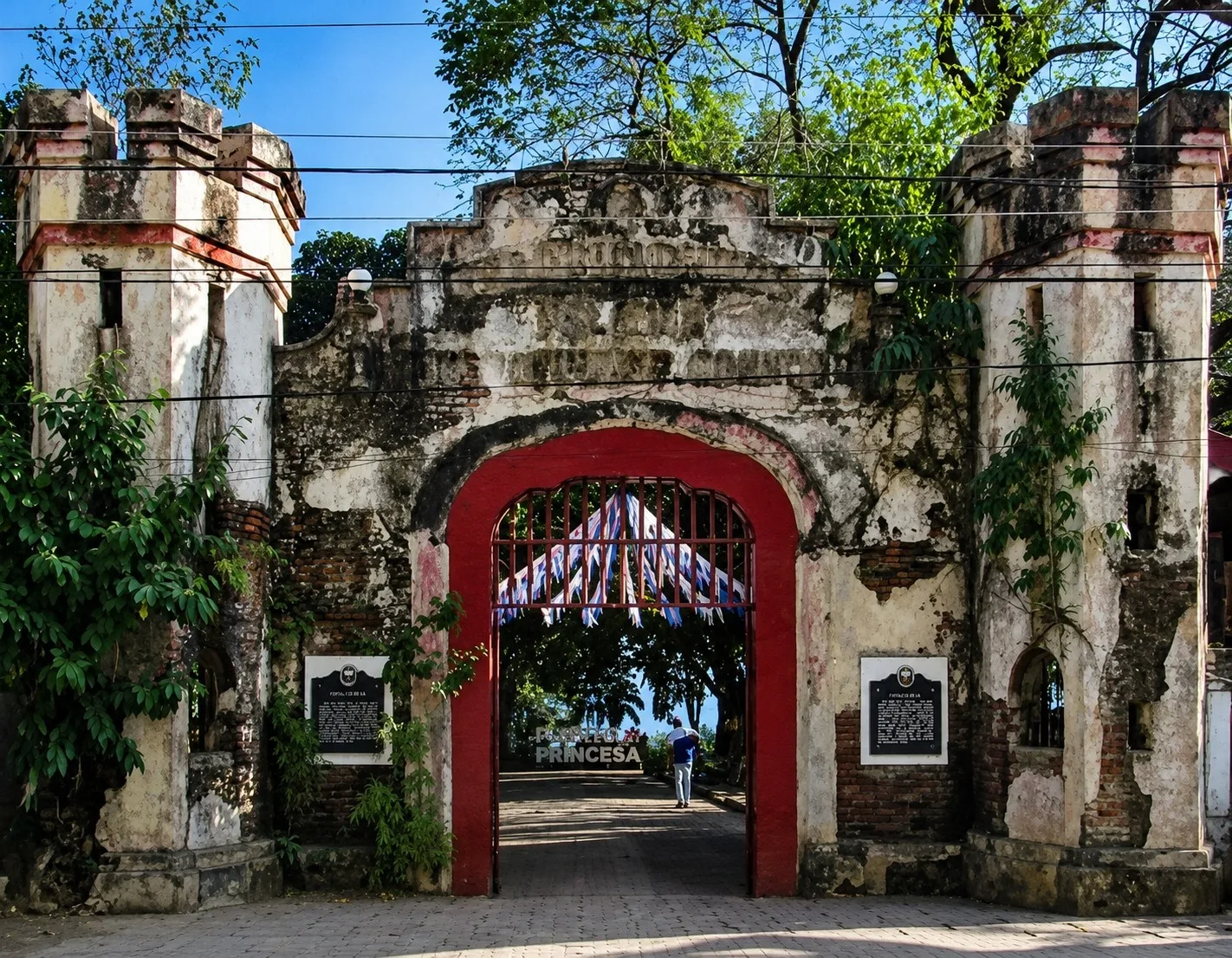 Puerto Princesa Preserves Historic Shrine While Expanding Vibrant Tourism Venues Near Coastal Baywalk