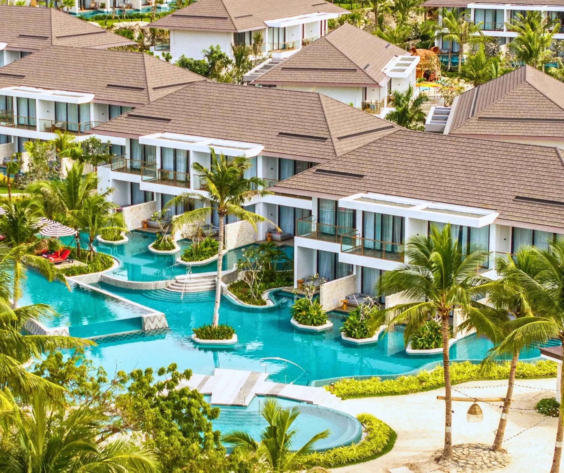 South Palms Resort Celebrates First Anniversary With Global Recognition and New Bohol Experiences