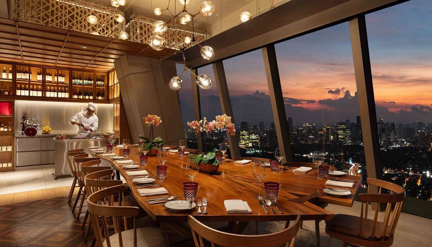 The Peak and the Growth of Luxury Skyline Dining Tourism in Bonifacio Global City