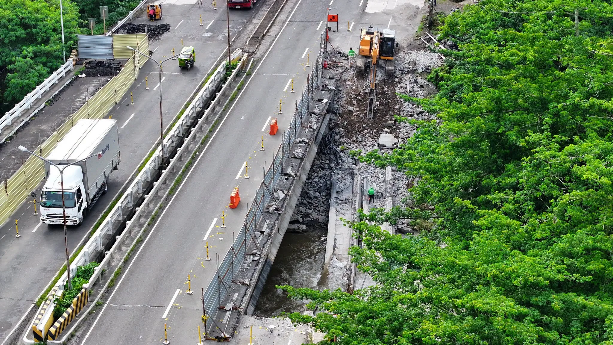 A Safer Route Ahead? Silway 8 Twin Bridge Rehab Moves Forward - General Santos to Polomolok