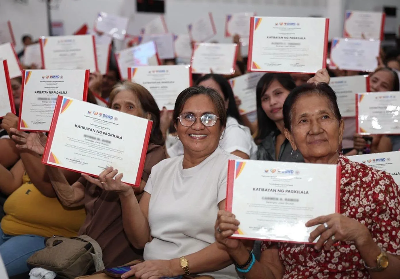 671 Taguig Households Celebrate Graduation From 4Ps Program at Pugay Tagumpay 2026