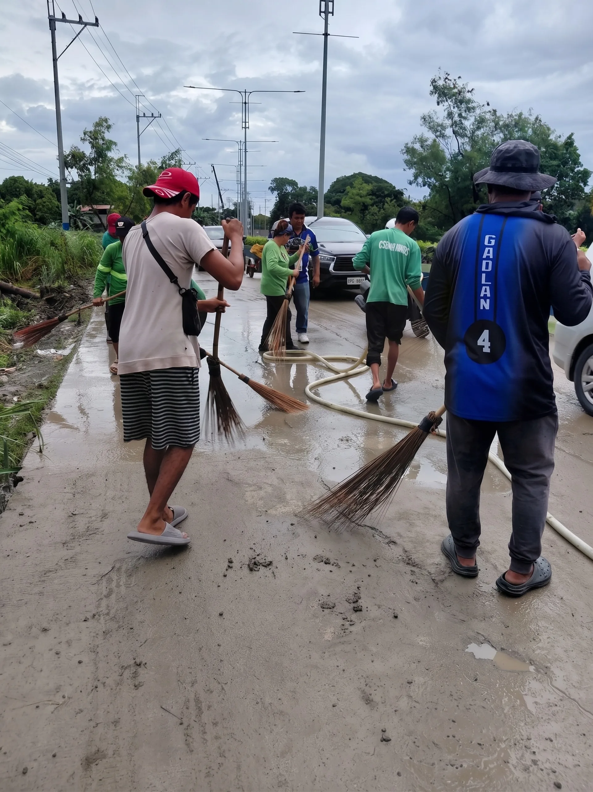 Bantay Kalikasan Clears Imus Boulevard After Truck Accident