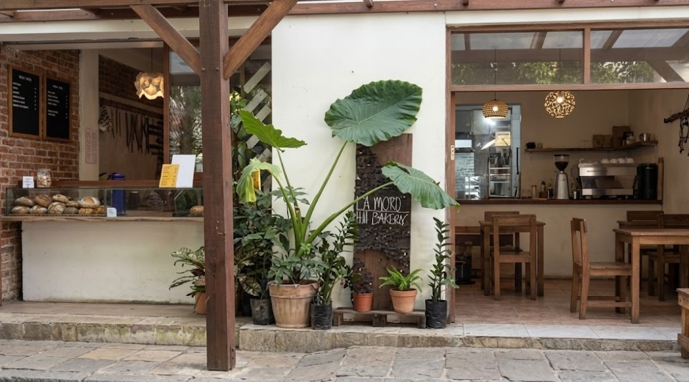 A Tropical Delight: Exploring La Moro Hill Bakery