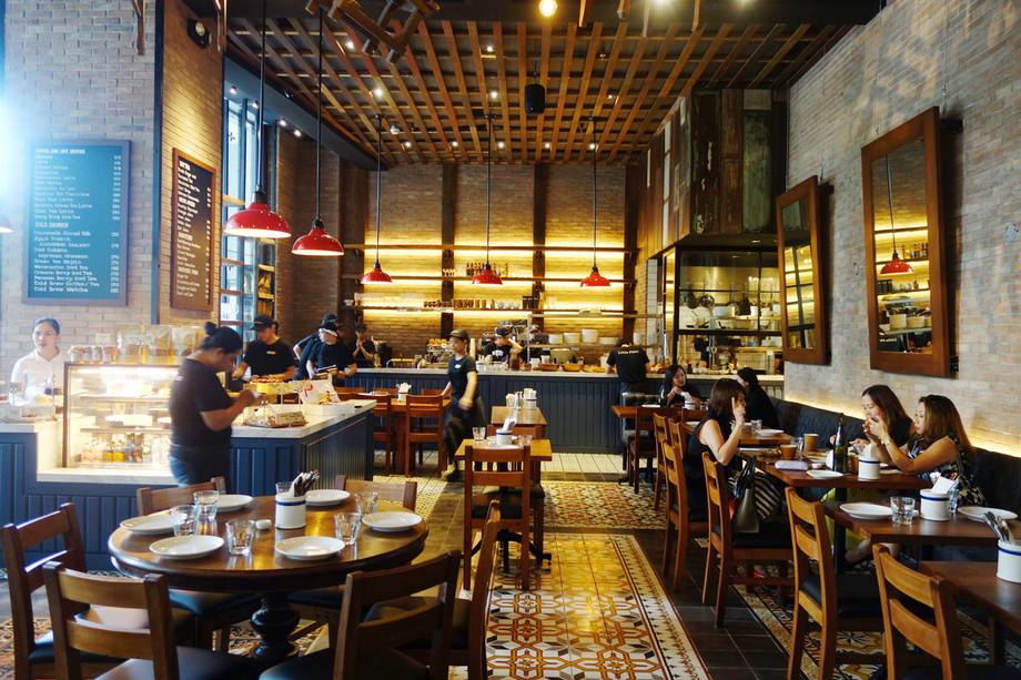 A Taste of Australia in BGC: Little Flour Café Draws Coffee Lovers in 2026