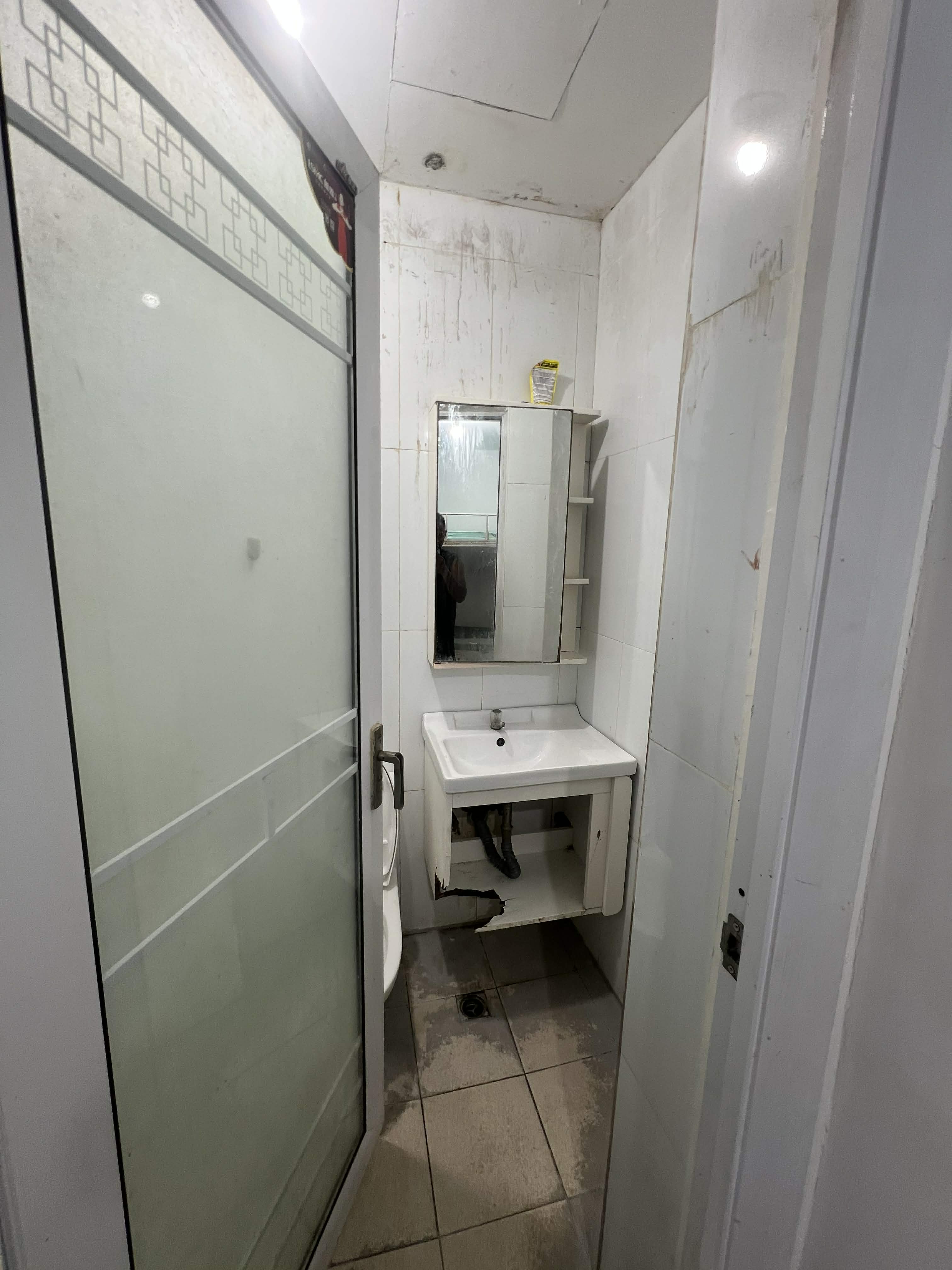 APARTMENT FOR RENT IN MABOLO- GOOD FOR 4PAX  - Secondary Image