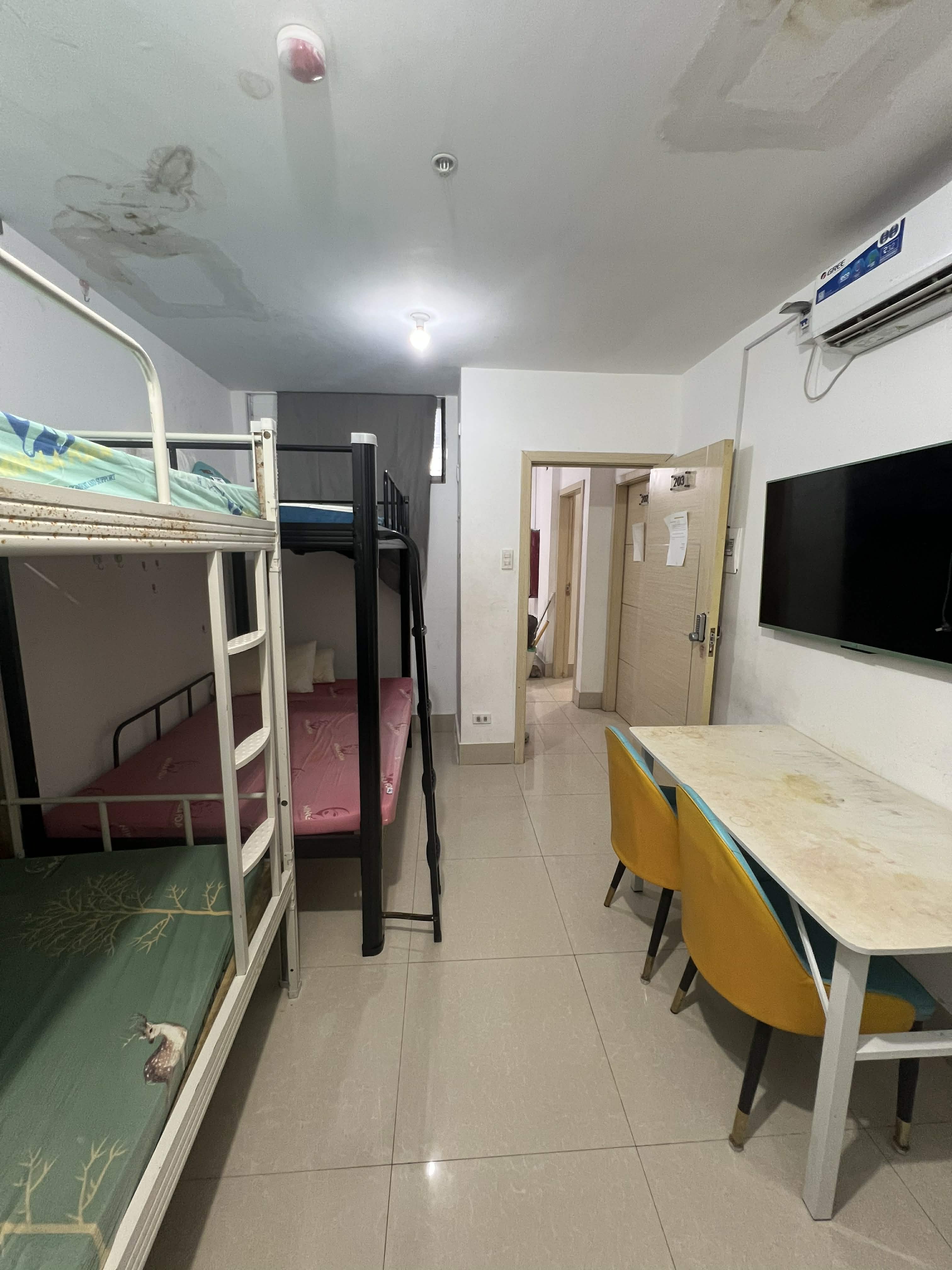 APARTMENT FOR RENT IN MABOLO- GOOD FOR 4PAX  - Secondary Image