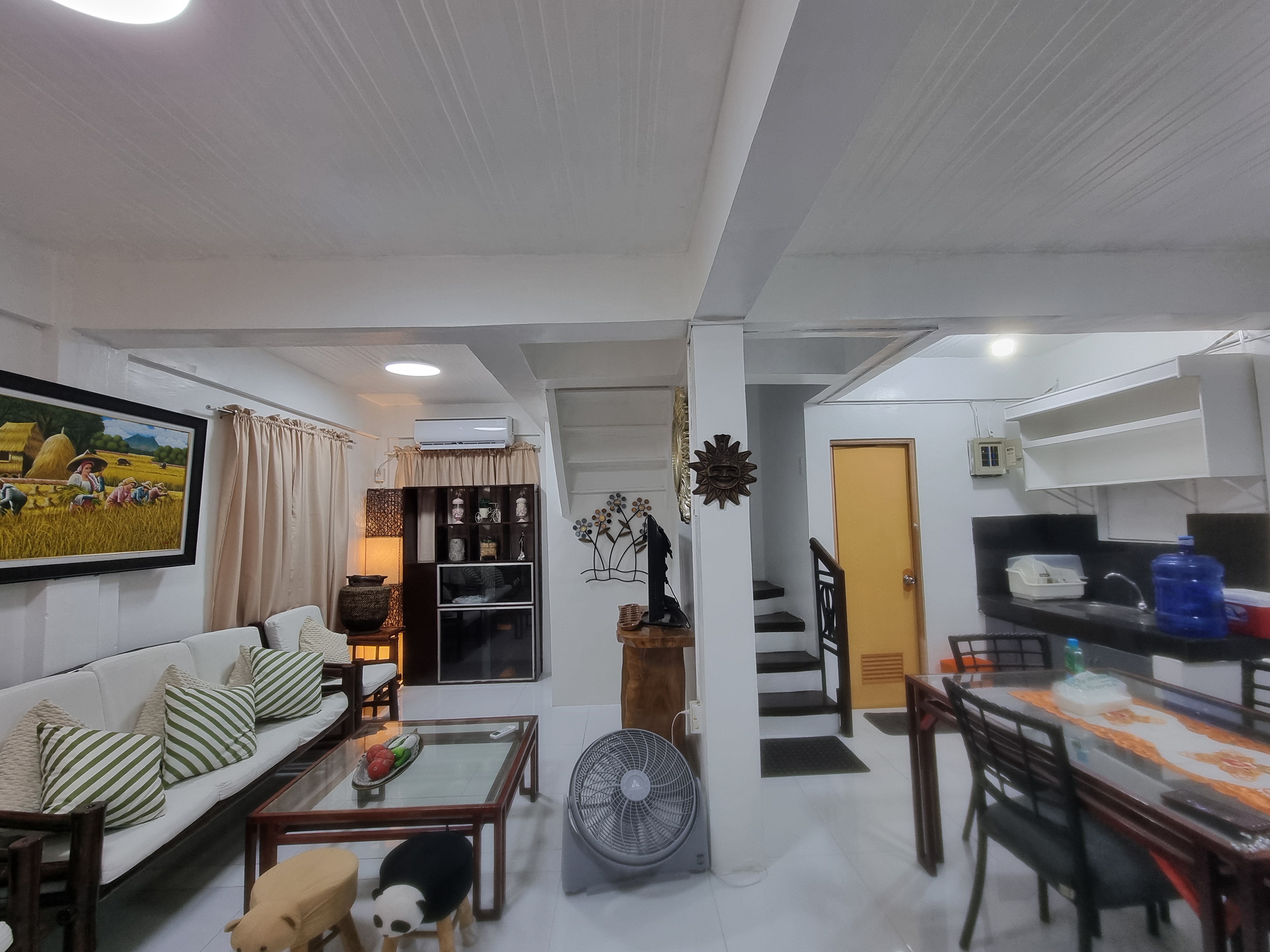 3 Bedroom House & Lot For Rent in Savannah