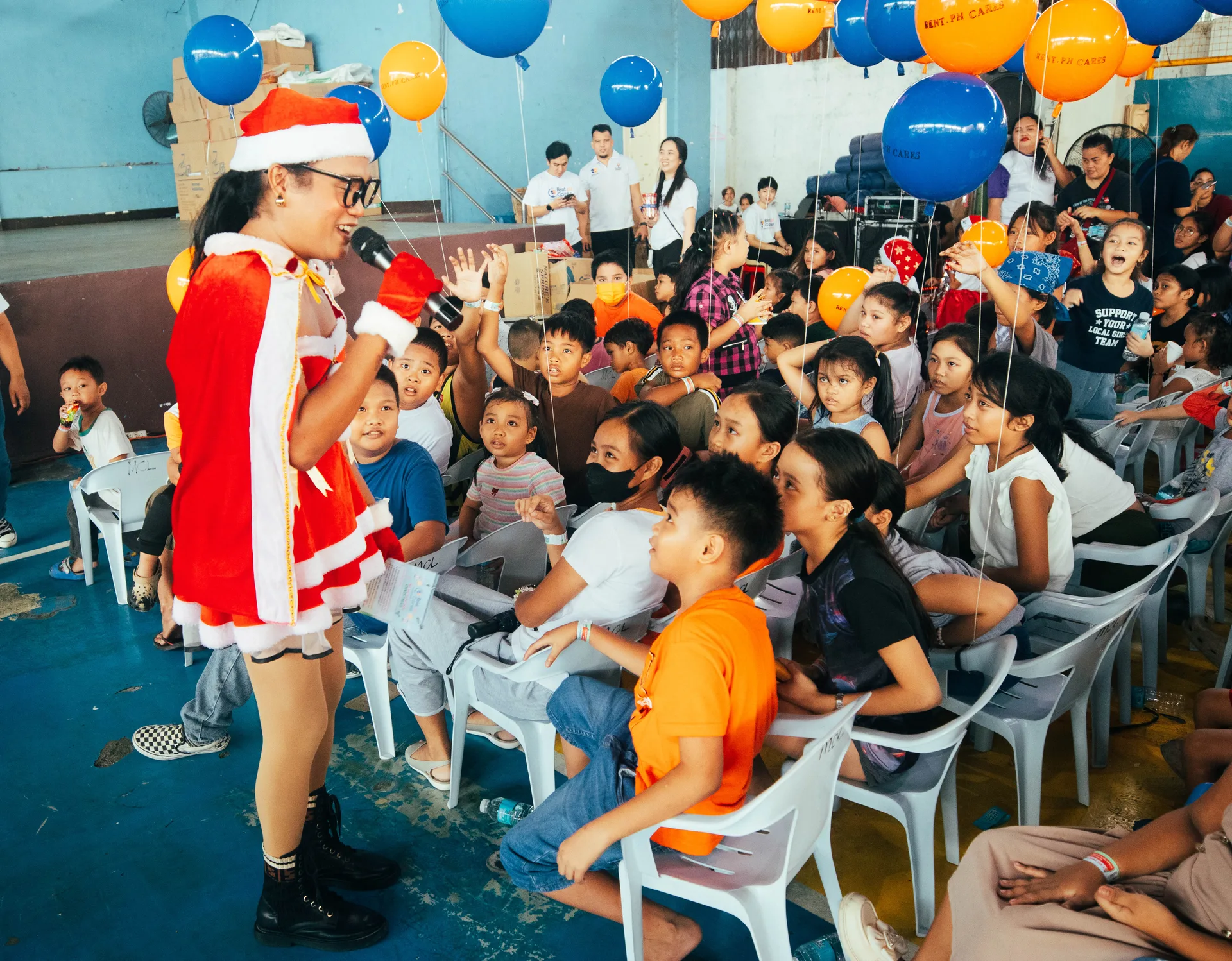 Rent.ph Cares' "We Are Home This Christmas" outreach at Tinago Sports Complex, photo 10