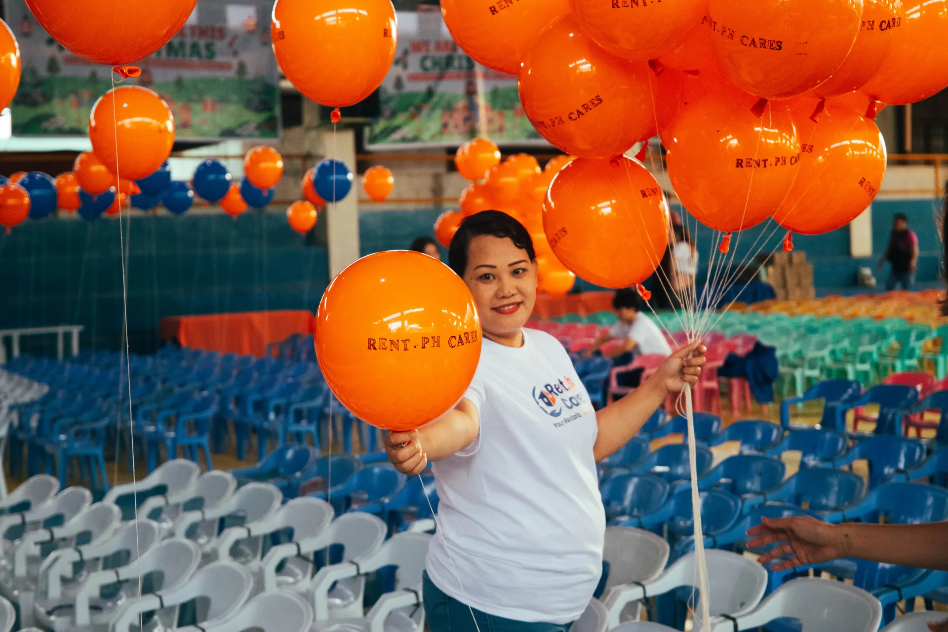 Rent.ph Cares' "We Are Home This Christmas" outreach at Tinago Sports Complex, photo 8