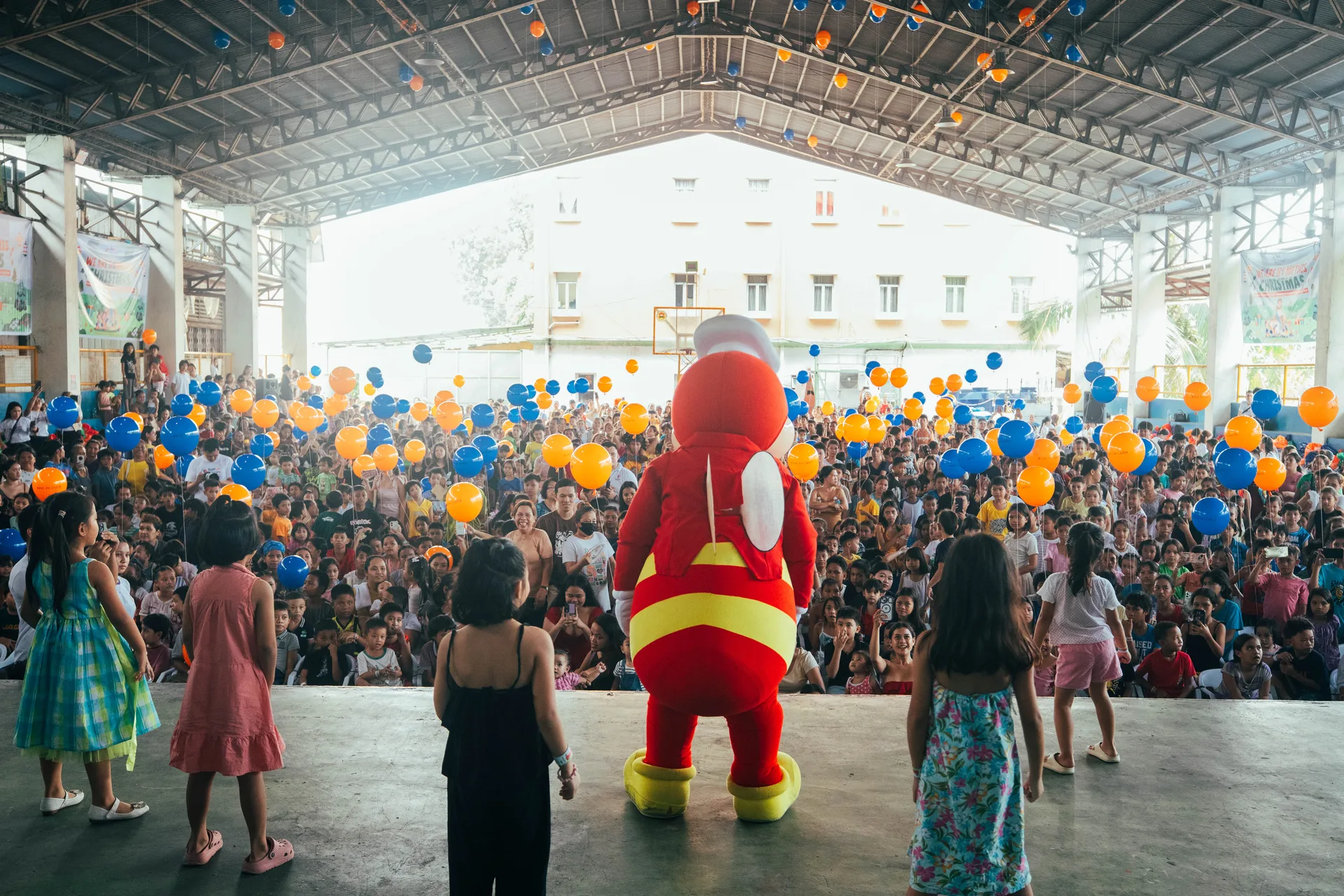 Rent.ph Cares' "We Are Home This Christmas" outreach at Tinago Sports Complex, photo 9