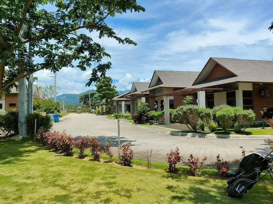aduna-beach-villas-for-rent