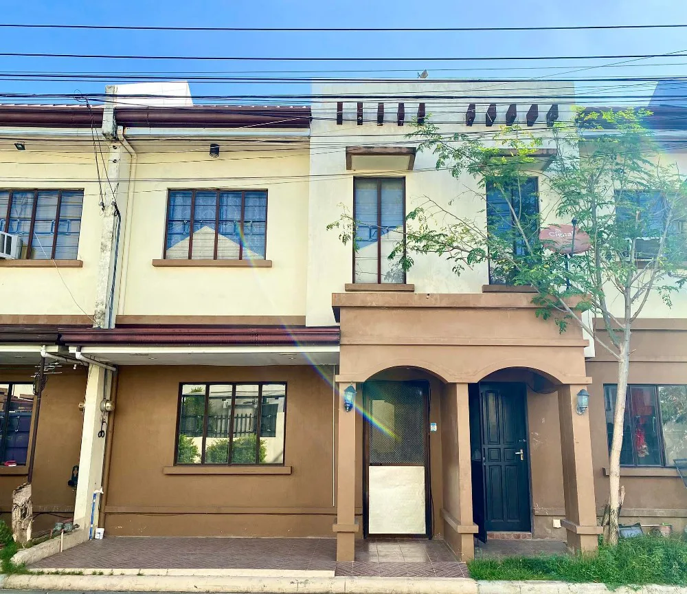 2-bedroom-townhouse-for-rent-in-bayswater-mactan-cebu-1-for-rent