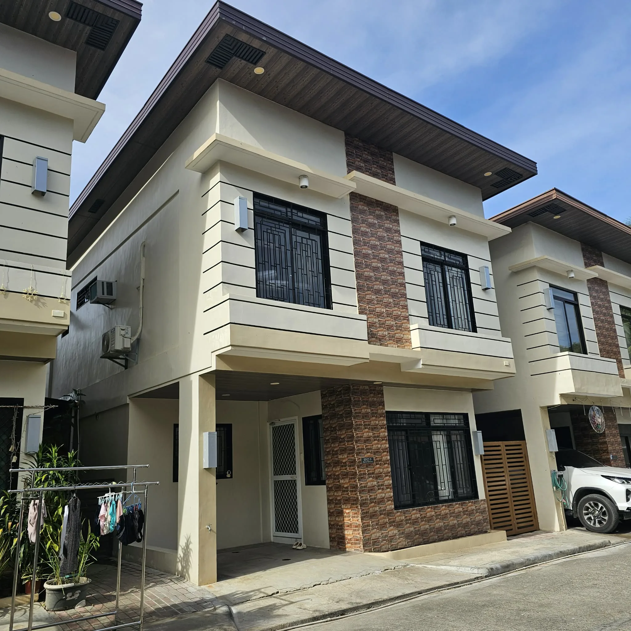 Beautiful 4BR House and Lot in Mandaue City - Secondary Image