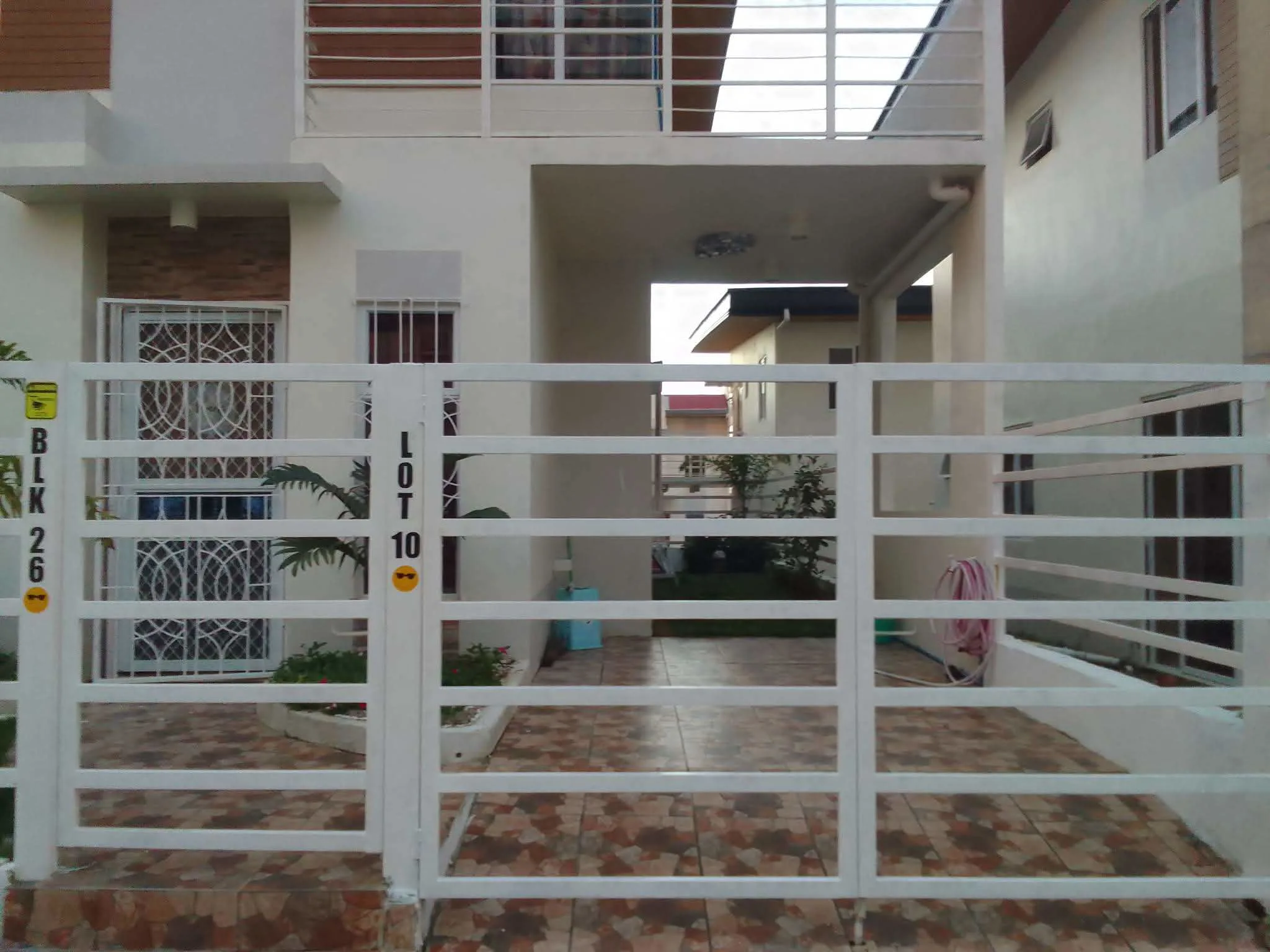 house-and-lot-4-bedrooms-for-rent-for-rent