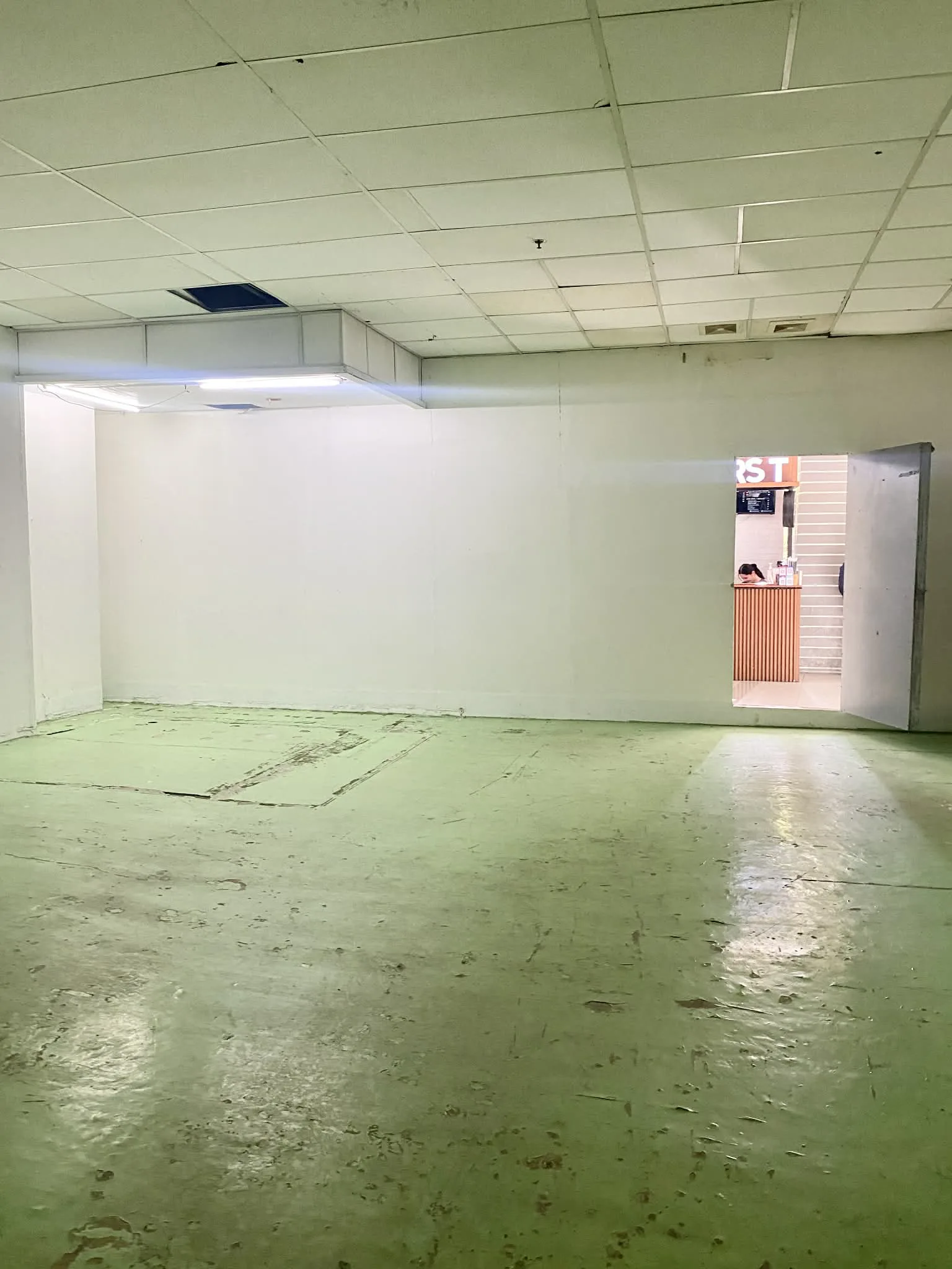 80-sqm-commercial-space-for-rent-in-cebu-business-park-for-rent