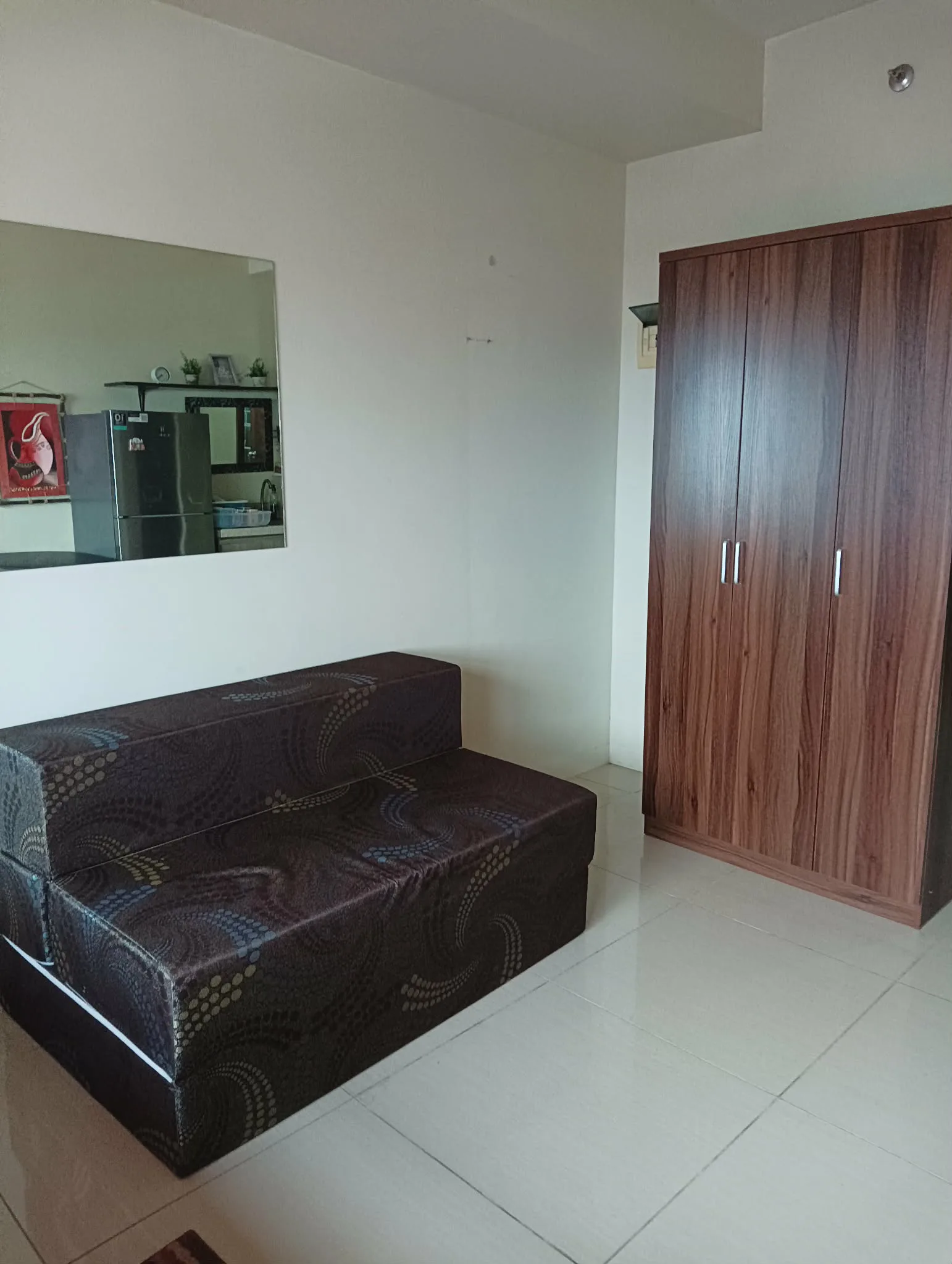 FULLY FUNISHED STUDIO UNIT - Secondary Image