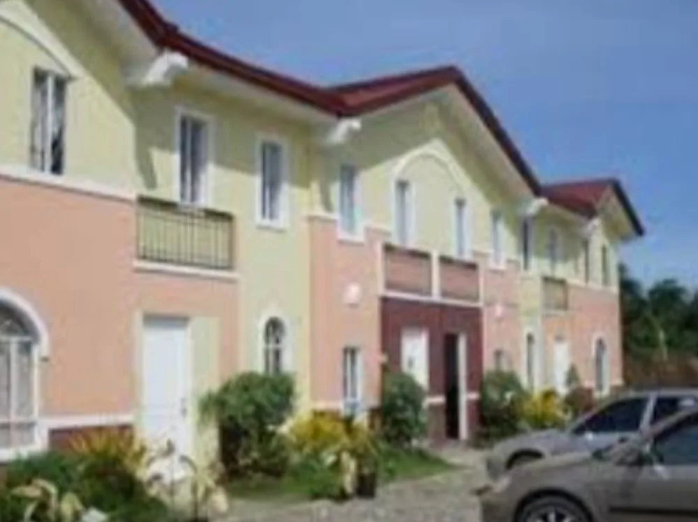 affordable-2-storey-townhouse-inside-a-subdivision-lapu-lapu-city-for-rent