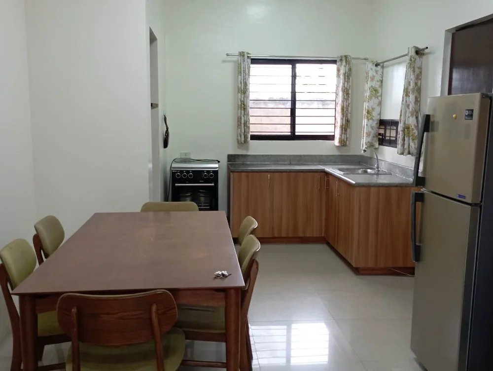 4br-house-for-rent-in-minglanilla-for-rent