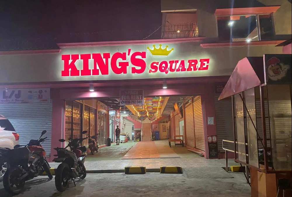 kings-square-for-rent