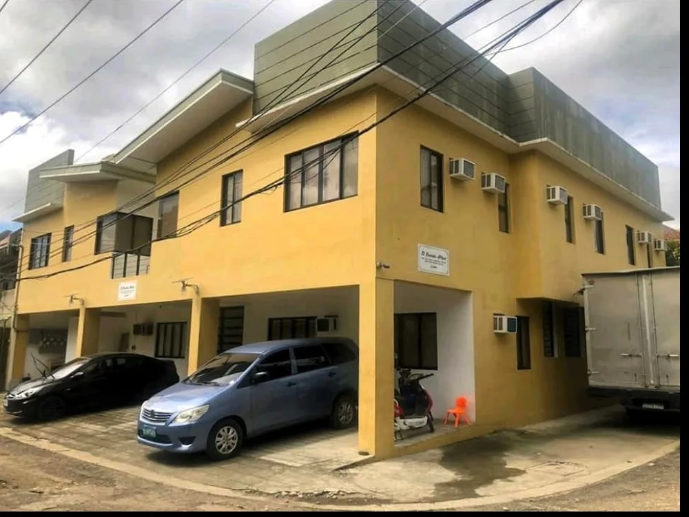 2 Bedrooms with parking Apartment for rent in Banilad Cebu City