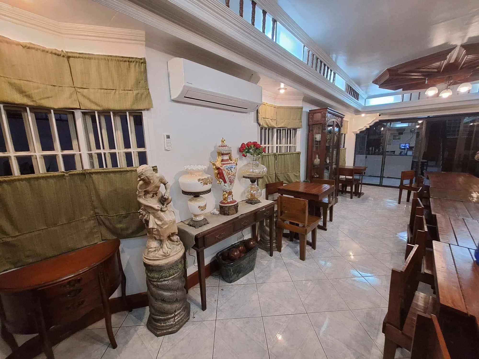 along-national-road-commercial-space-in-catadman-sabang-for-rent