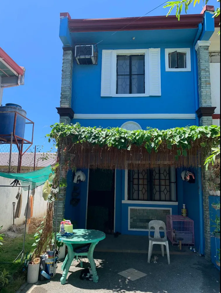 2-bedroom-townhouse-for-rent-in-las-pinas-for-rent