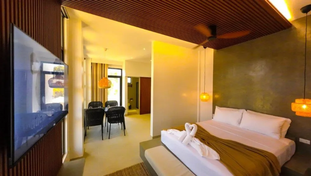 fully-furnished-unit-with-own-swimming-pool-access-in-palawan-for-rent