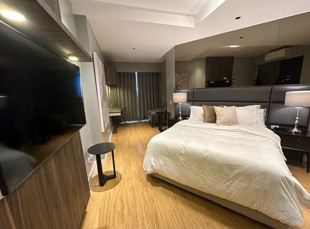 novotel-tower-2-bedrooms-for-rent-at-acqua-private-residences-for-rent