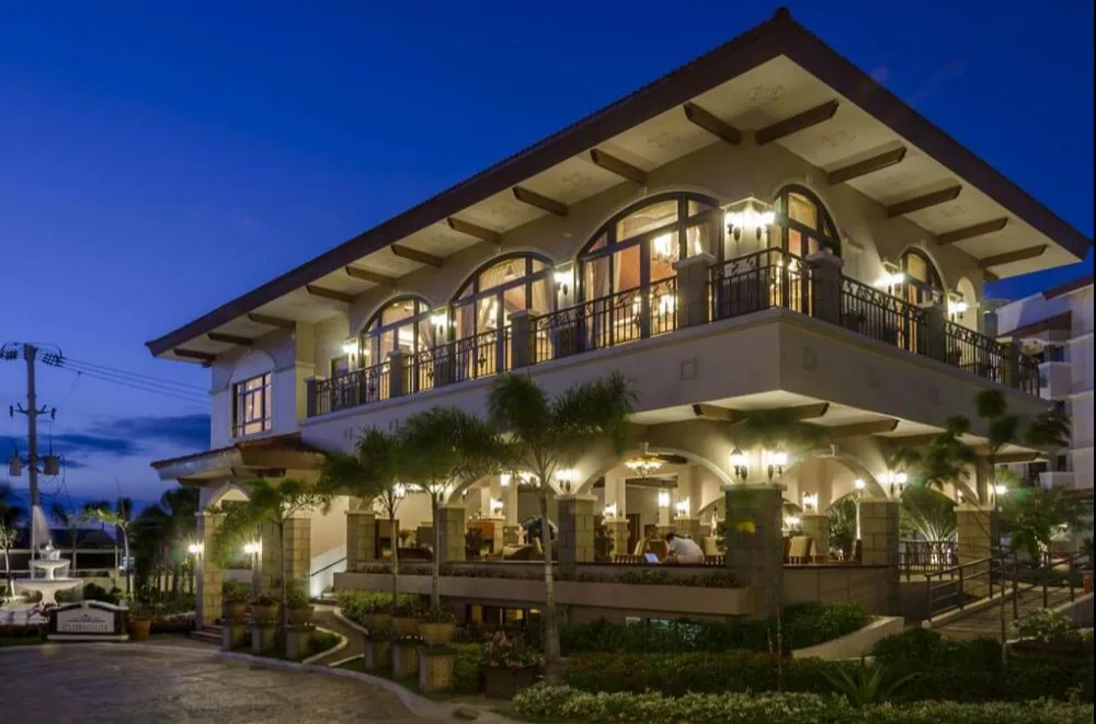 2-br-unit-with-balcony-in-maricielo-villas-at-las-pinas-city-for-rent