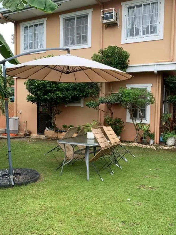 Discover Elegant Living: Spacious 4-Bedroom Corner Home in Gated Alegria Palms Uno, Cordova