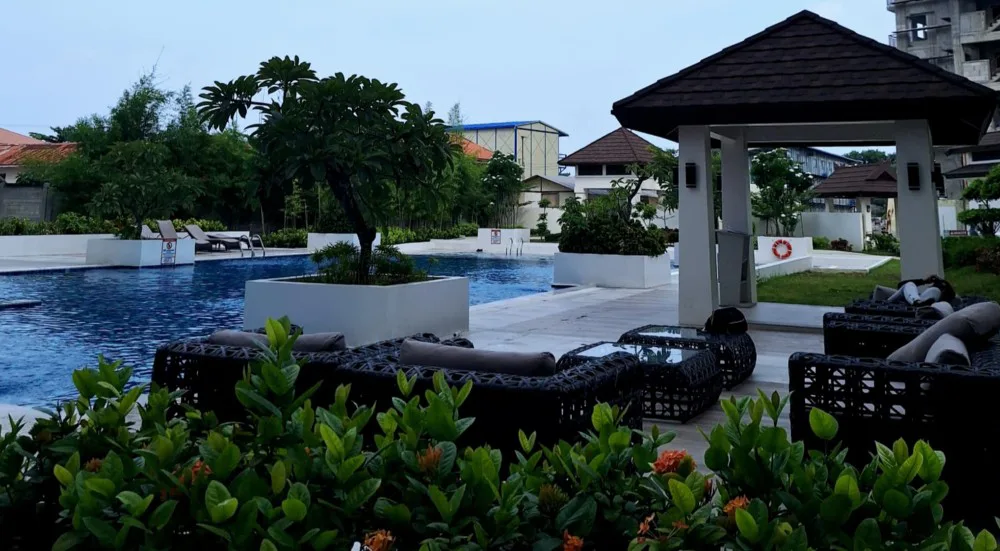 spacious-1-br-condo-unit-for-rent-in-royal-oceancrest-mactan-2-for-rent