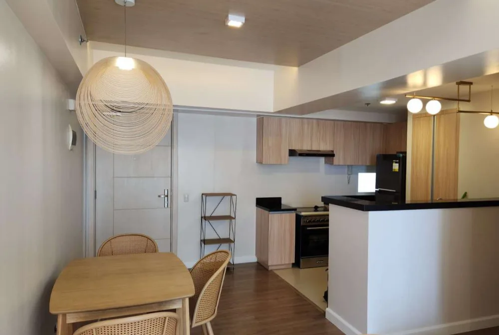 Luxe Living: Expansive 2-Bedroom Condo in the Heart of Cebu Business Park