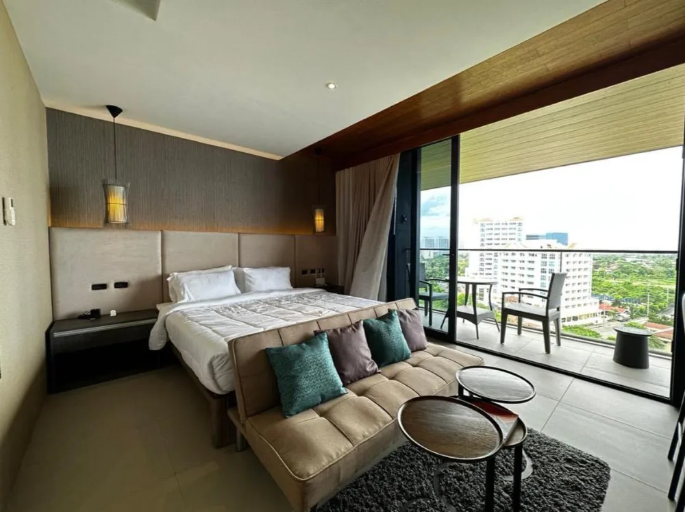 Beachfront Fully Furnished Studio Condo with Breathtaking Sea Views and Exclusive Amenities