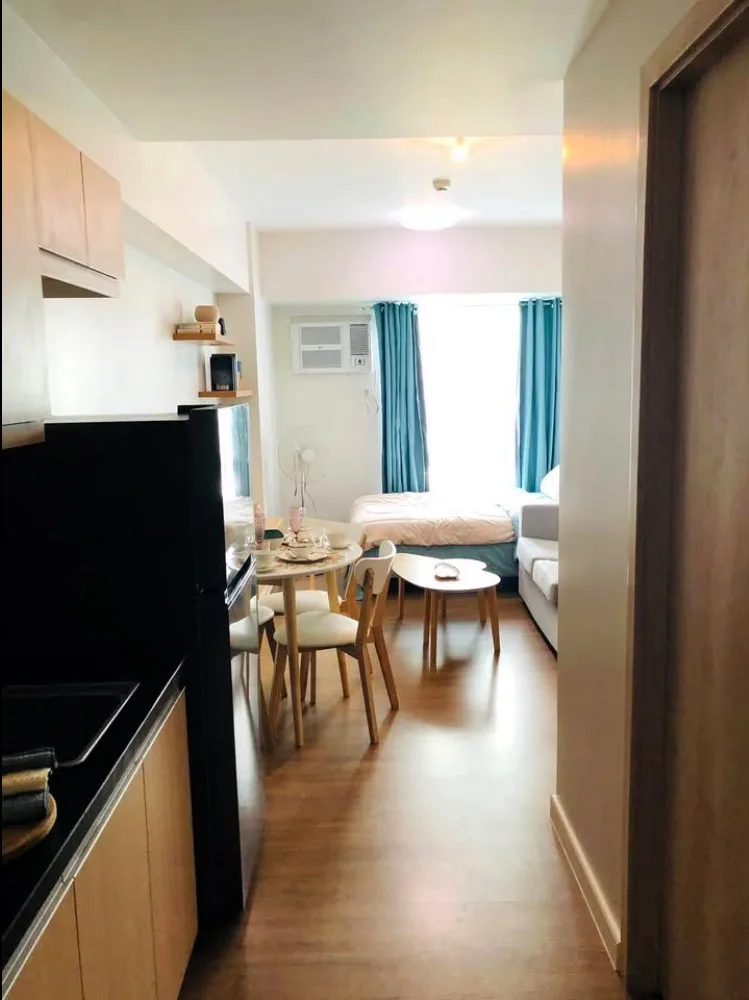 Brand new Studio-type Unit for rent in Ayala Cebu