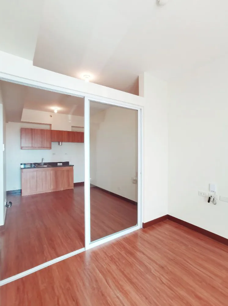 1br-bare-unit-dmci-the-orabella-cubao-quezon-city-for-rent