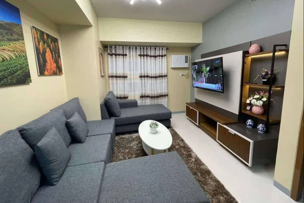 charming-1-bedroom-unit-with-balcony-for-rent-in-taft-east-gate-for-rent