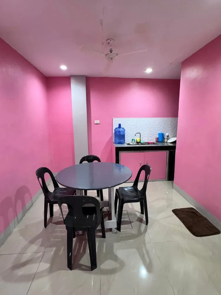 for-rent-charming-2-storey-townhouse-at-la-aldea-del-mar-lapu-lapu-city-cebu-for-rent