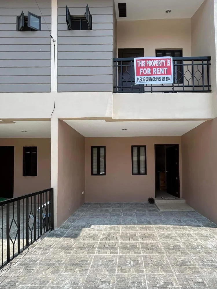 townhouse-fronting-hospital-in-jaro-iloilo-city-for-rent