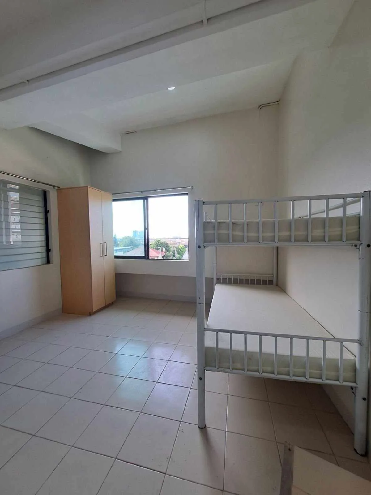 studio-type-apartment-semi-furnished-for-rent