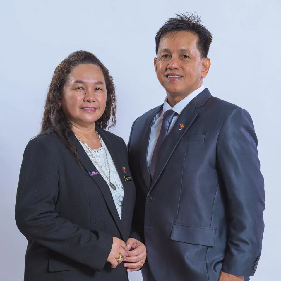 Avatar of Randy and Jocelyn Flores