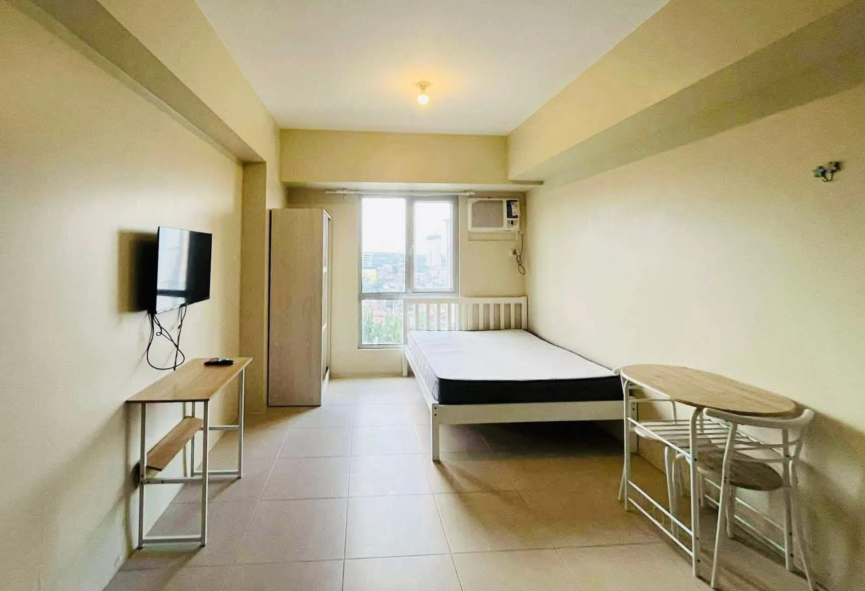 furnished-studio-unit-for-rent-in-it-park-for-rent