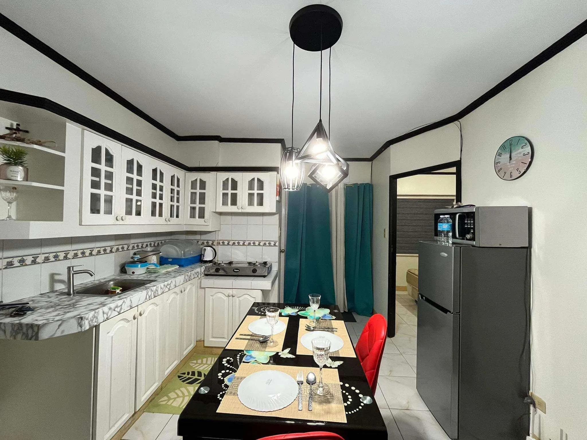 resort-style-2br-condo-for-rent-in-mactan-oasis-garden-fully-furnished-for-rent