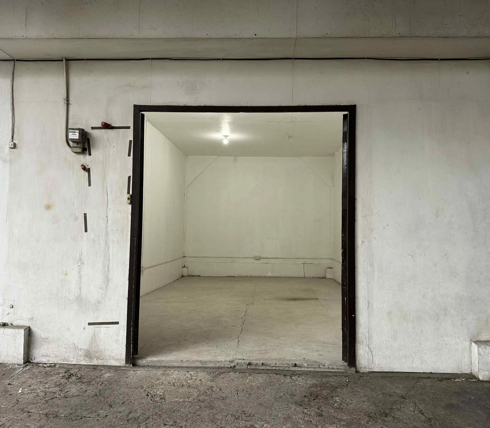 office-commercial-spaces-along-lacson-st-bacolod-city-for-rent