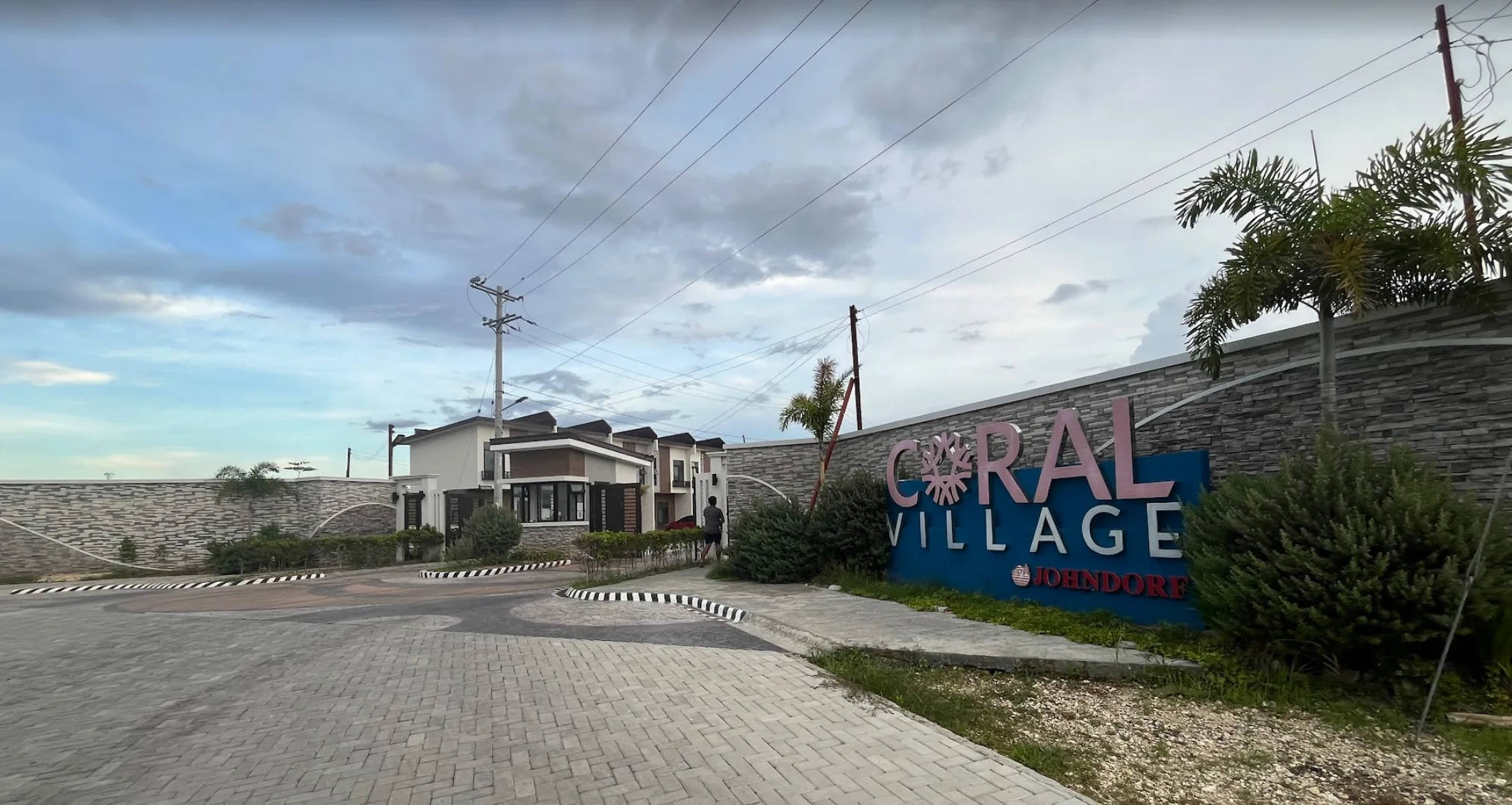 townhouse-at-coral-village-for-rent