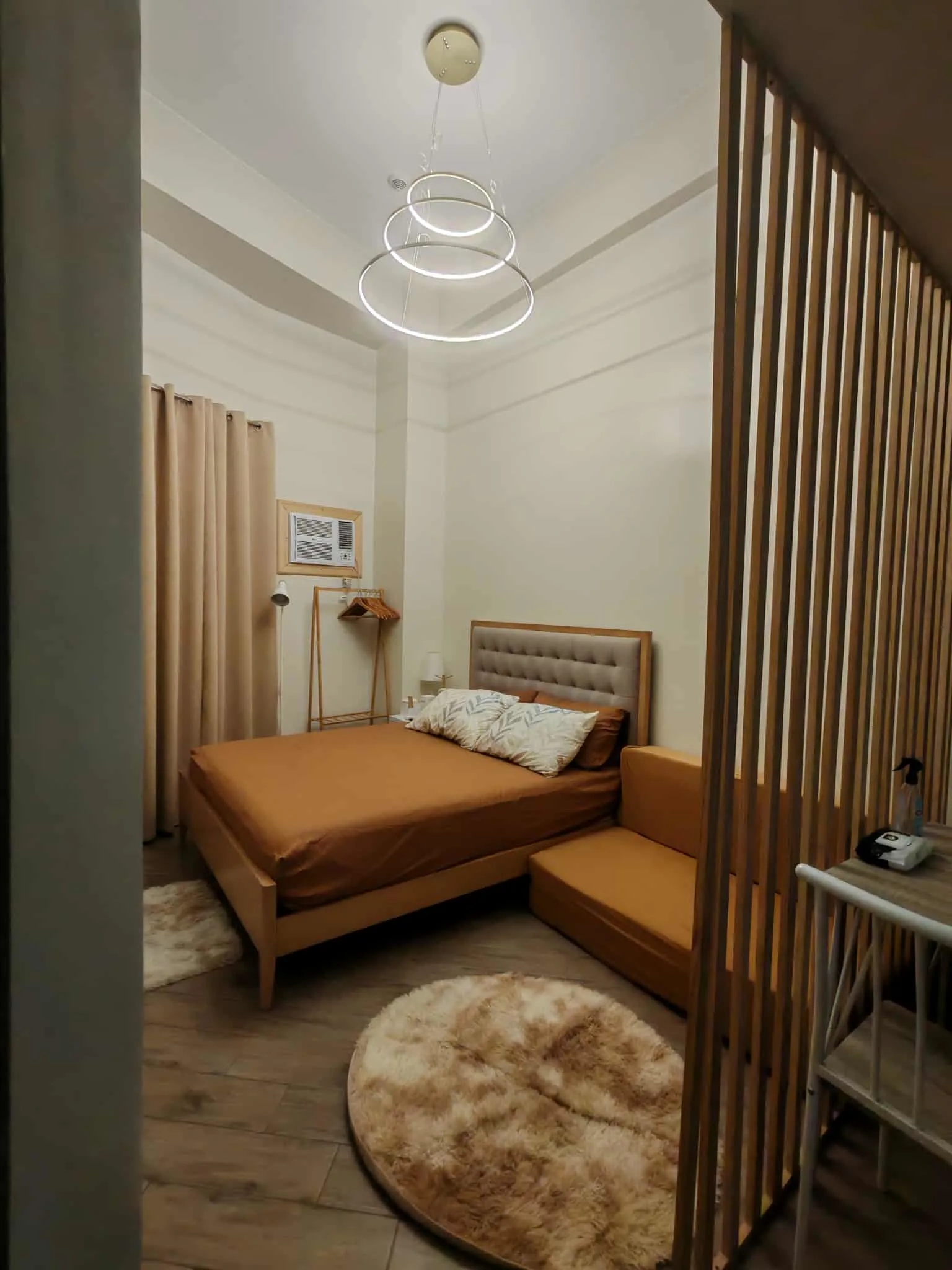 one-regis-condominium-for-rent