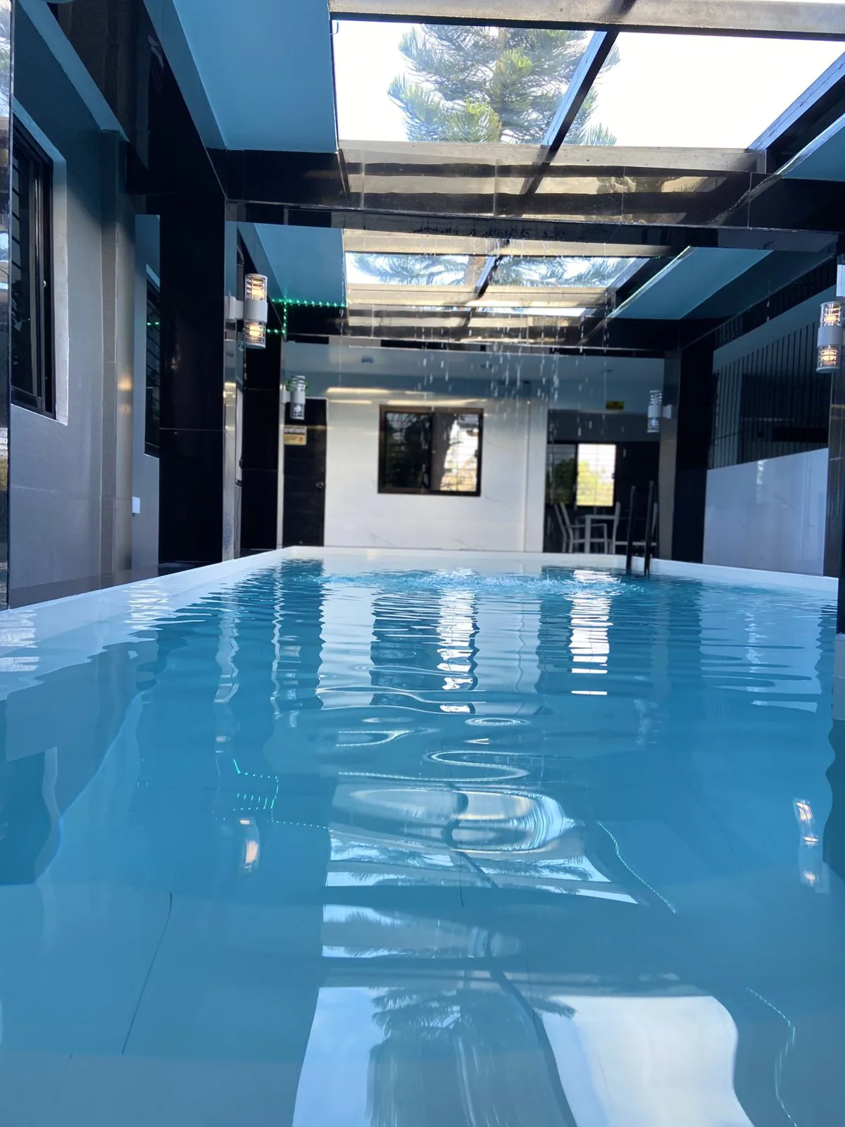 hanary-trevaux-suites-amadeo-for-rent