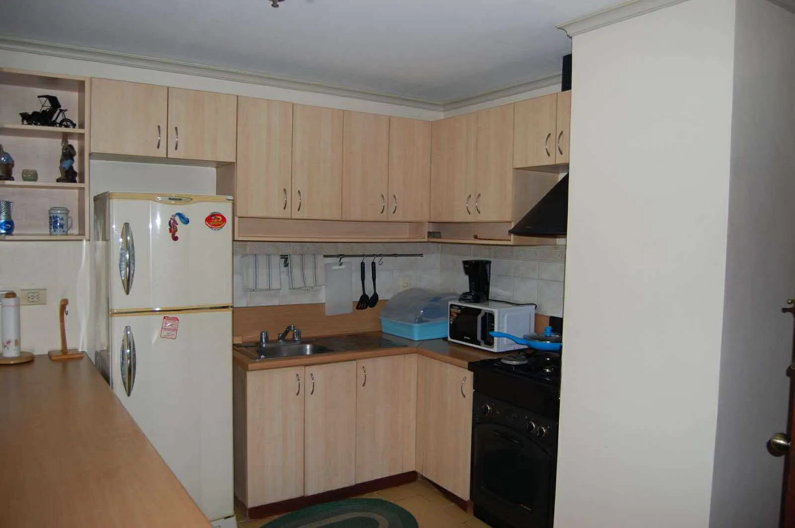 1 Bedroom Cond with Parking for rent in Ayala Business Park