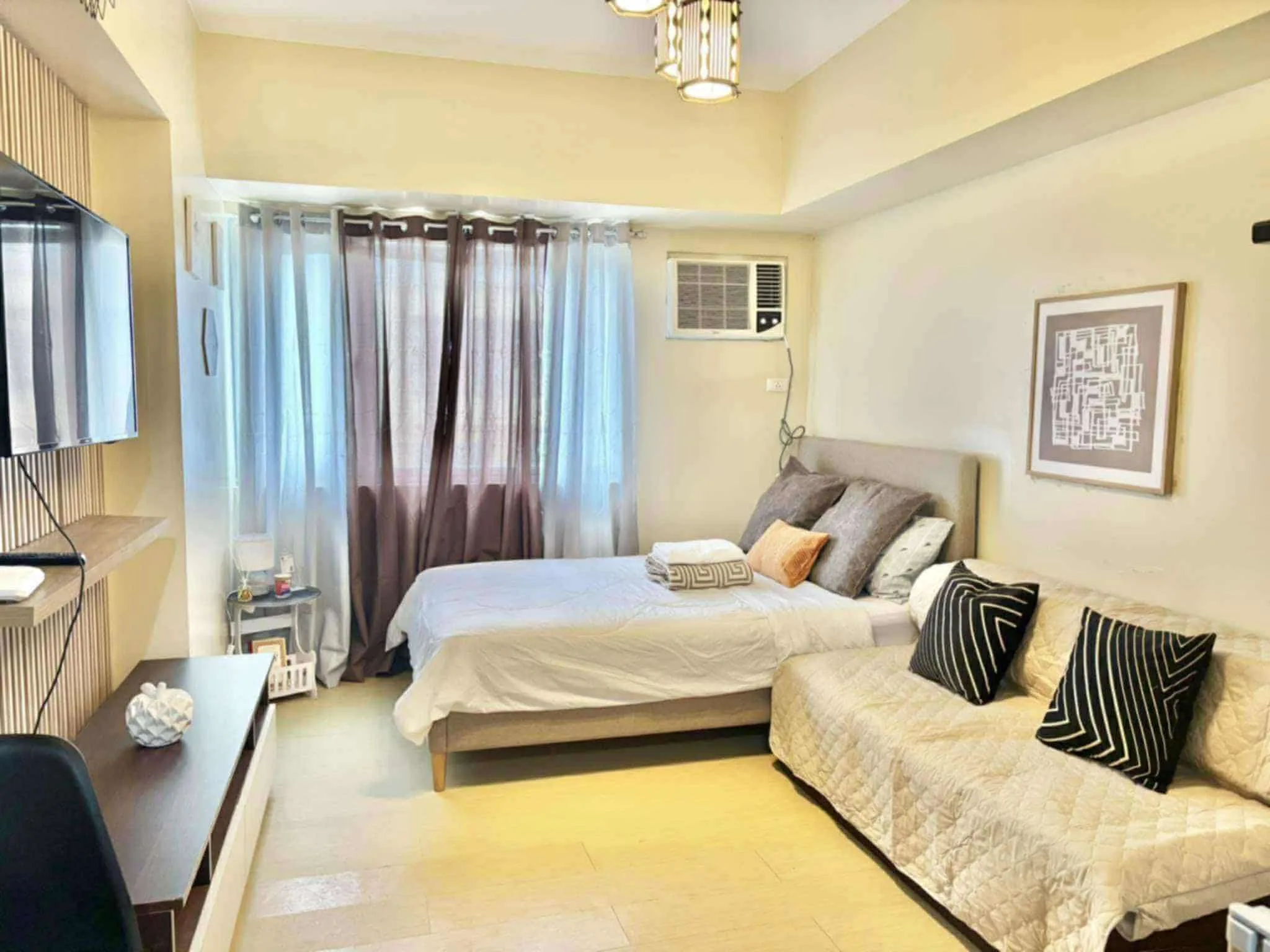 avida-tower-1-studio-type-condominium-cm-recto-claveria-davao-city-for-rent