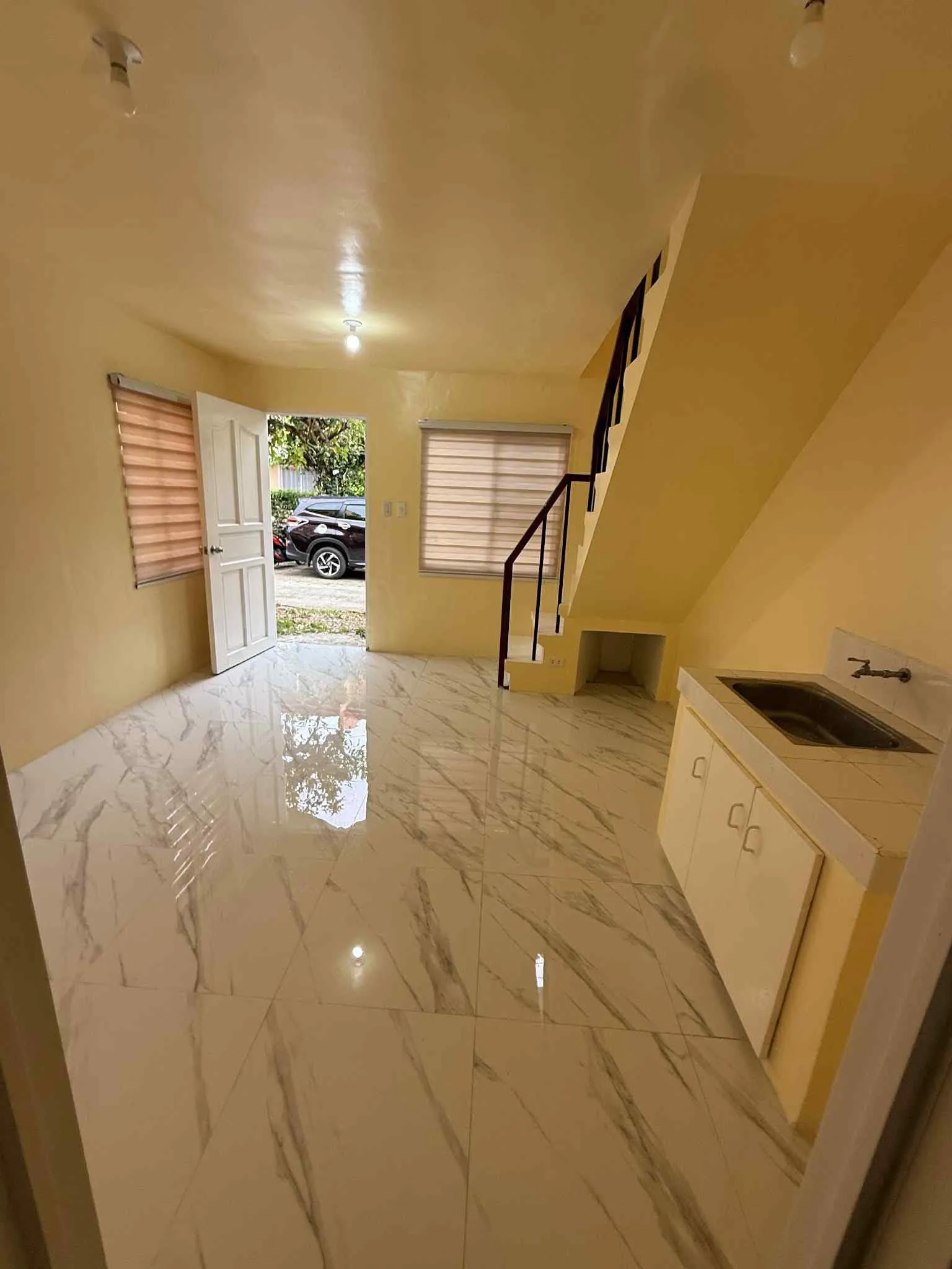 for-rent-2-bedroom-bare-unit-puerto-princesa-palawan-for-rent