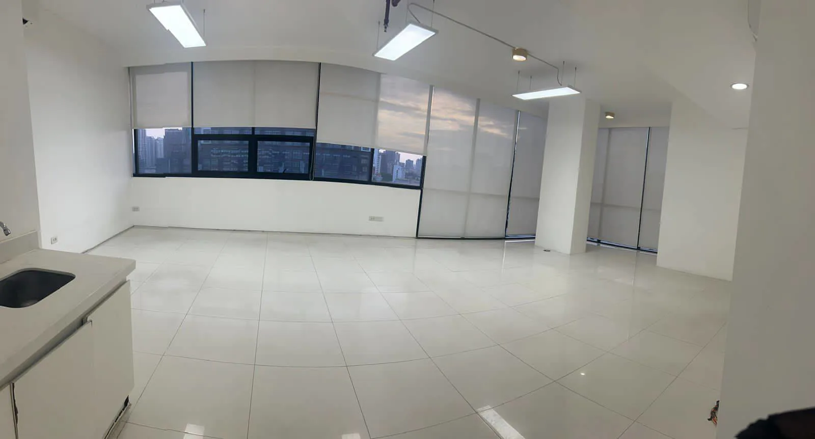 5360-sqm-home-office-space-for-rent-in-avenir-residences-for-rent